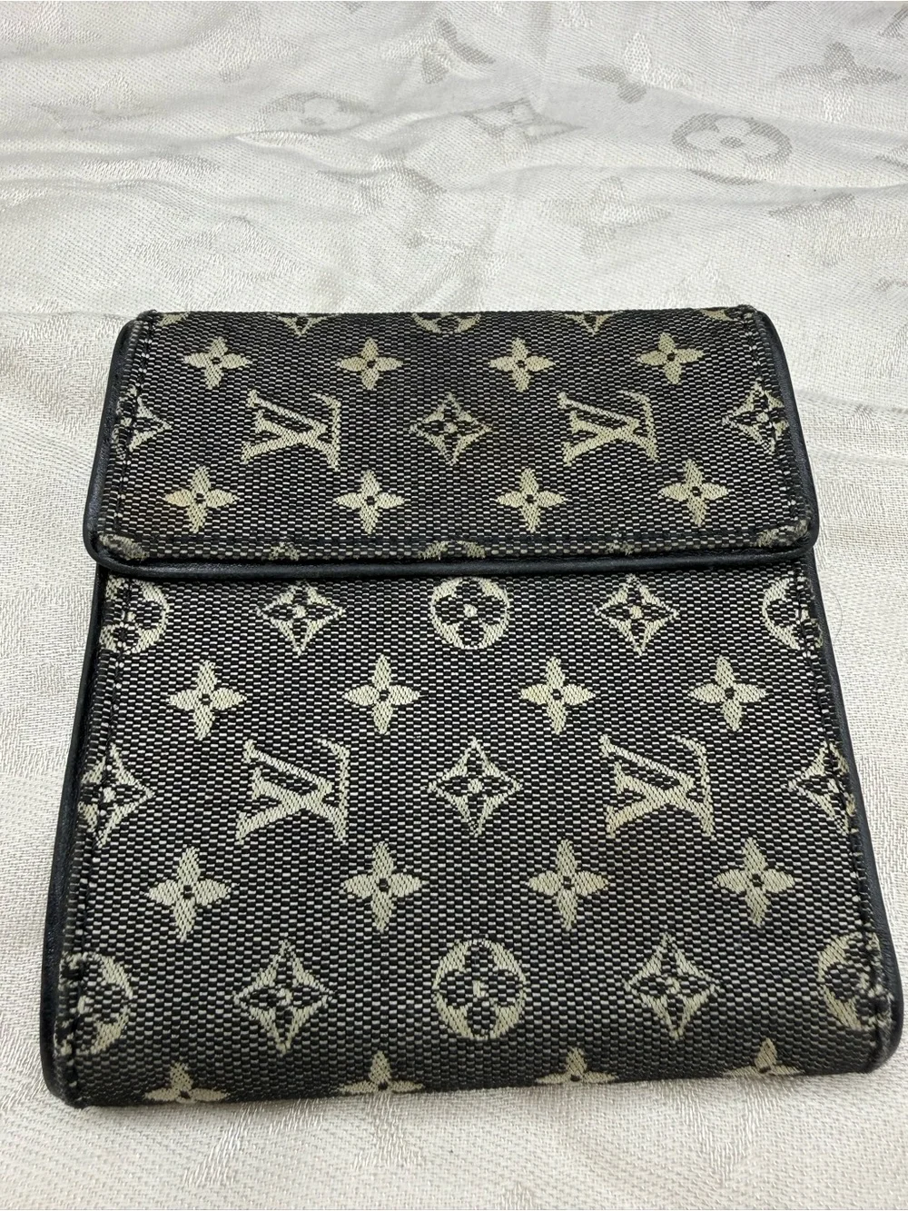 Louis Vuitton mini lin Black & Beige Monogram Compact Fold Wallet Denim